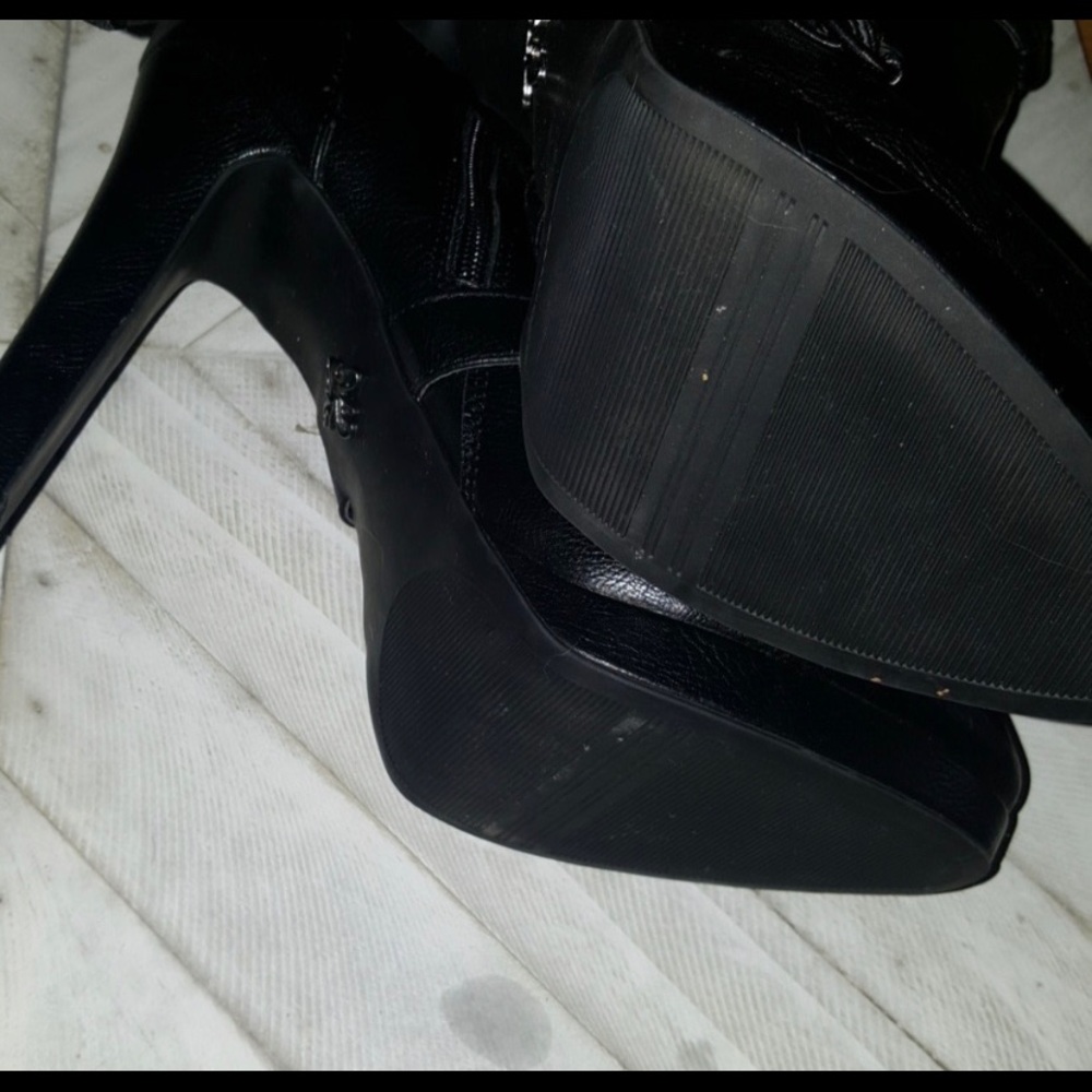 Simply Vera Wang booties Size 9.5 - Picture 4 of 4